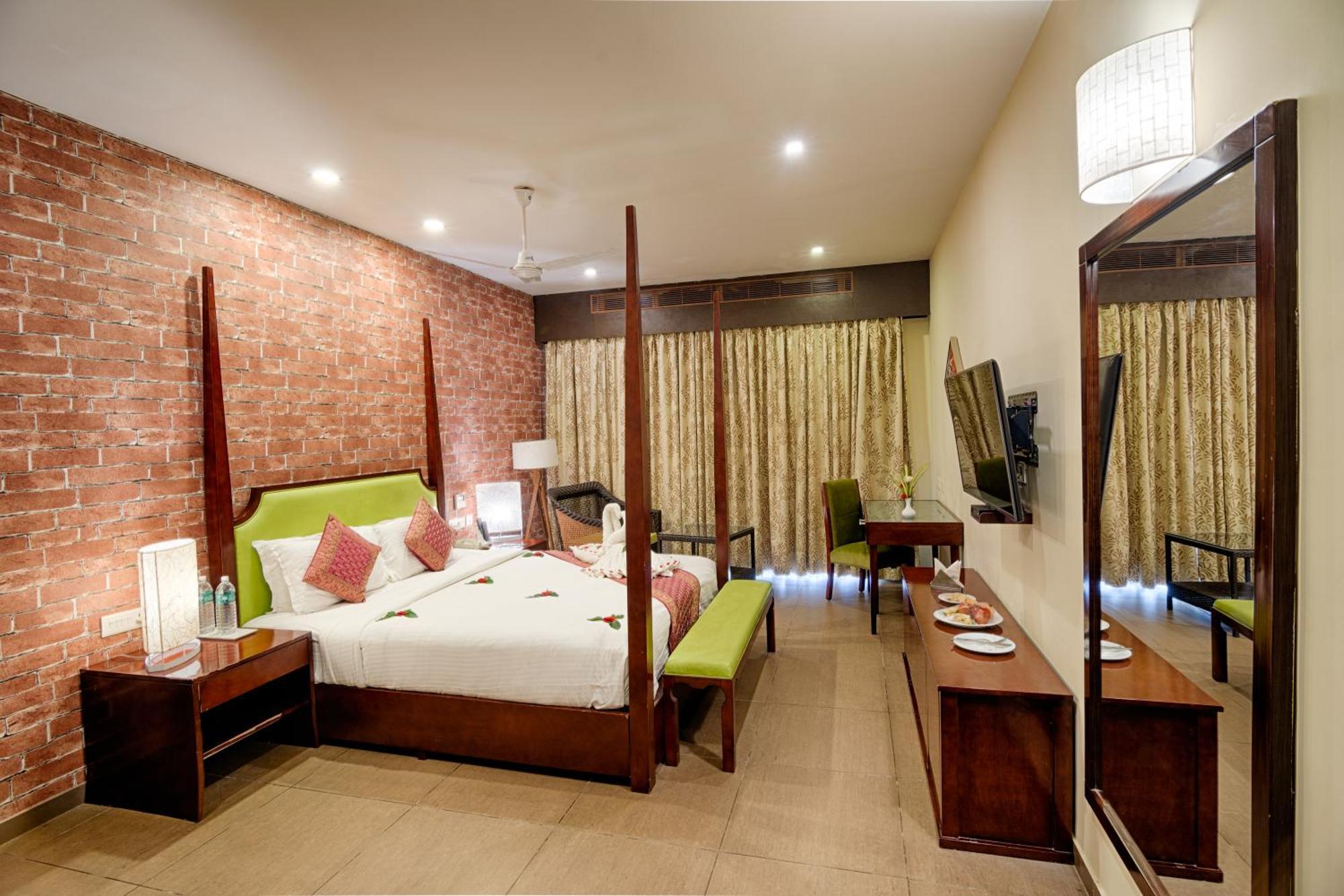 Grand Serenaa Hotel & Resorts, Auroville Exterior photo